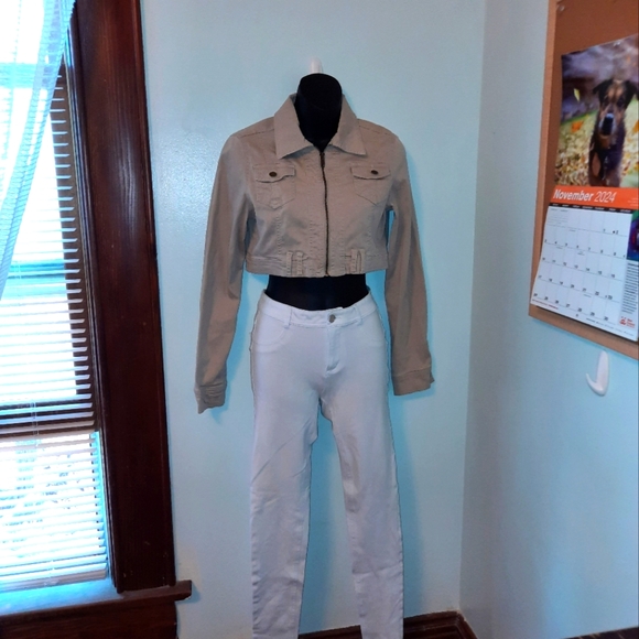 Jacket - Picture 2 of 5